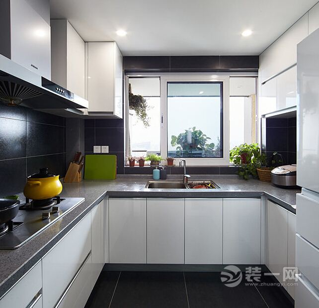 3室1厅89平米现代简约装修样板间 多情绿格调很洋气